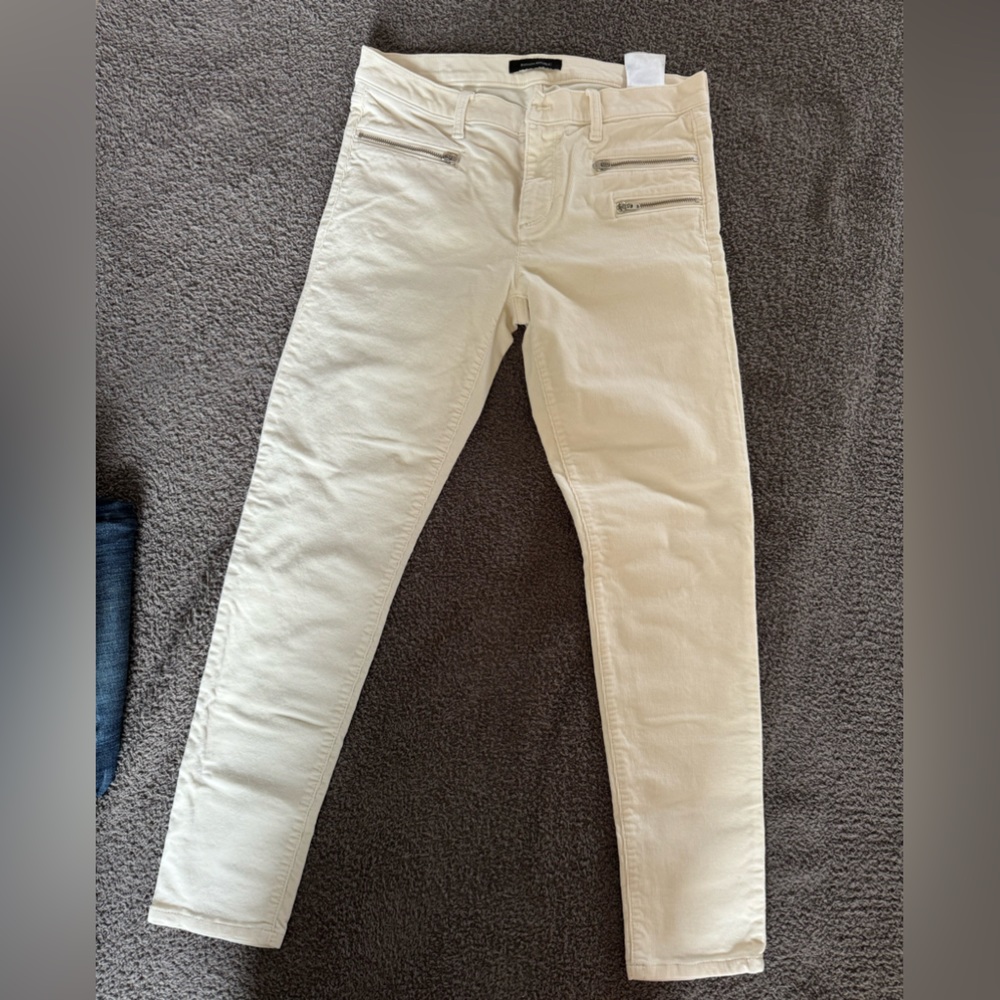 Banana Republic Thin Wale Cords Size 28 NWOT